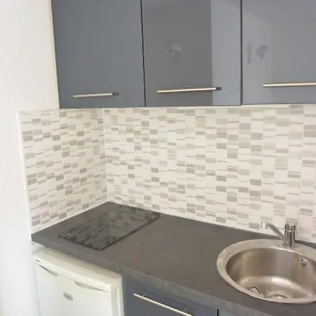 6 Pers, 2 Chambres, Terrasse, Piscine Et Parking A 50m De La Mer - Ref, Baie103 Apartmán Agde