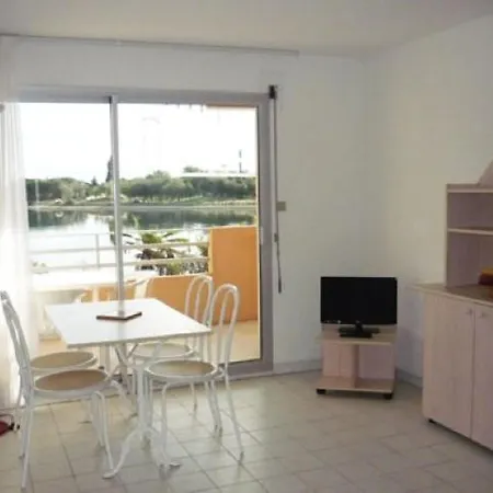 6 Pers, 2 Chambres, Terrasse, Piscine Et Parking A 50m De La Mer - Ref, Baie103 Apartmán *